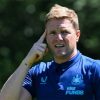 eddie howe pointing finger to head training newcastle united nufc 1120 768x432 1