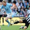 kieran tripper tackle kevin de bruyne manchester city newcastle united nufc 1120 768x432 1