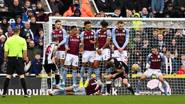 kieran trippier freekick aston vila wall jumping newcastle united nufc 1120 768x432 1