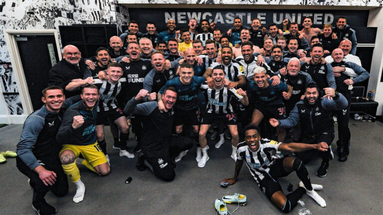 team celebration dressing room everton october 2022 newcastle united nufc 1120 768x432 1