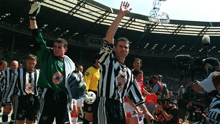 fa cup final 1998 lee given batty newcastle united nufc 1120 768x432 1