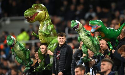 inflatable t rex fans everton pickford newcastle united nufc 1120 768x432 1