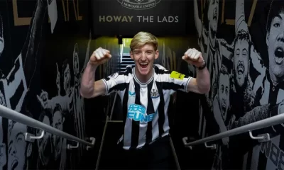 anthony gordon signing tunnel newcastle united nufc 1120 768x432 1