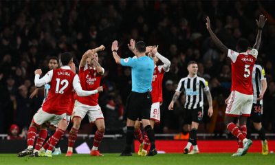 arsenal players claim handball referee newcastle united nufc 1120 768x429 1