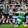 dan burn pull on andreas pereira fulham newcastle united nufc 1120 768x432 1