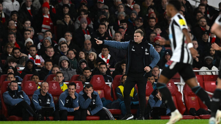 eddie howe sideline pointing arsenal newcastle united nufc 1120 768x432 1