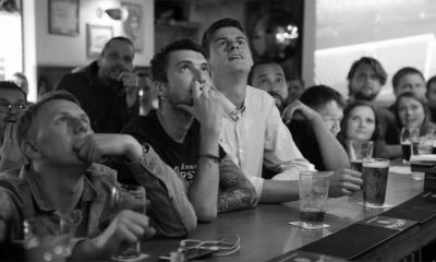 fans watching football in pub newcastle united nufc bw 1120 768x432 1