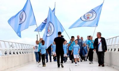 manchester city fans on bridge with fans newcastle united nufc 1024 768x432 1