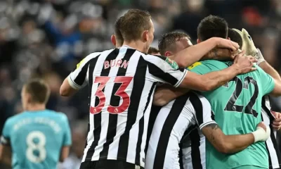 players celebrating together end of game burn pope newcastle united nufc 1120 768x432 1