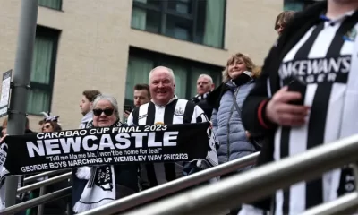 fans wembley way pre match carabao cup scarf newcastle united nufc 1120 768x432 1